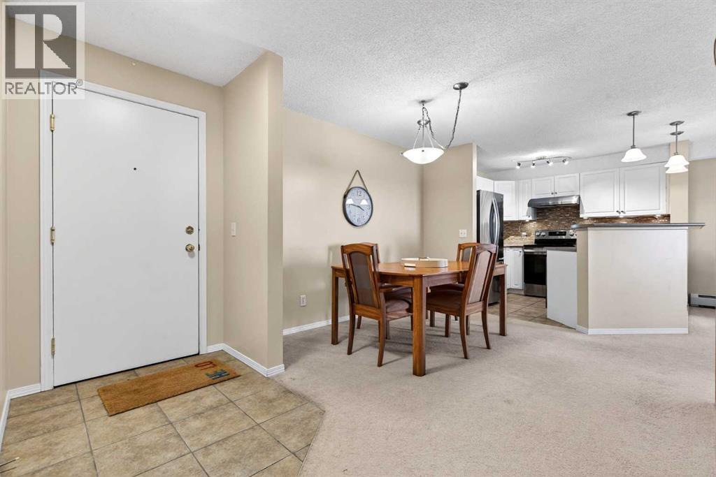1425, 8810 Royal Birch Boulevard Nw, Calgary, Alberta  T3G 6A9 - Photo 2 - A2289036