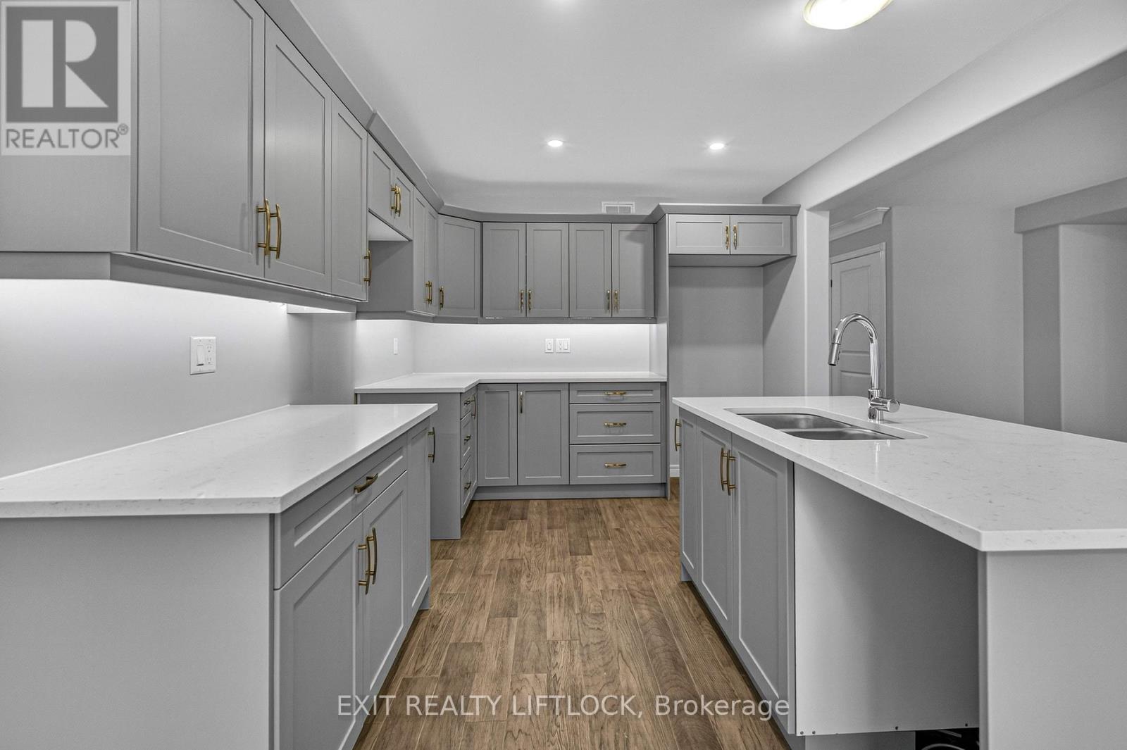 220 O'neil Street, Peterborough, Ontario  K9K 0H5 - Photo 13 - X13081216