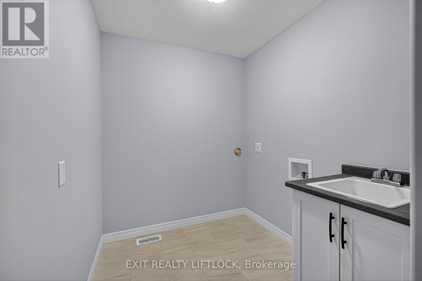 220 O'neil Street, Peterborough, Ontario  K9K 0H5 - Photo 29 - X13081216