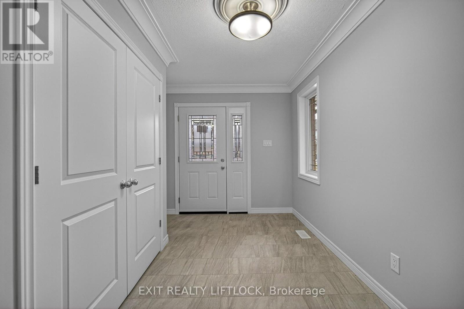 220 O'neil Street, Peterborough, Ontario  K9K 0H5 - Photo 3 - X13081216