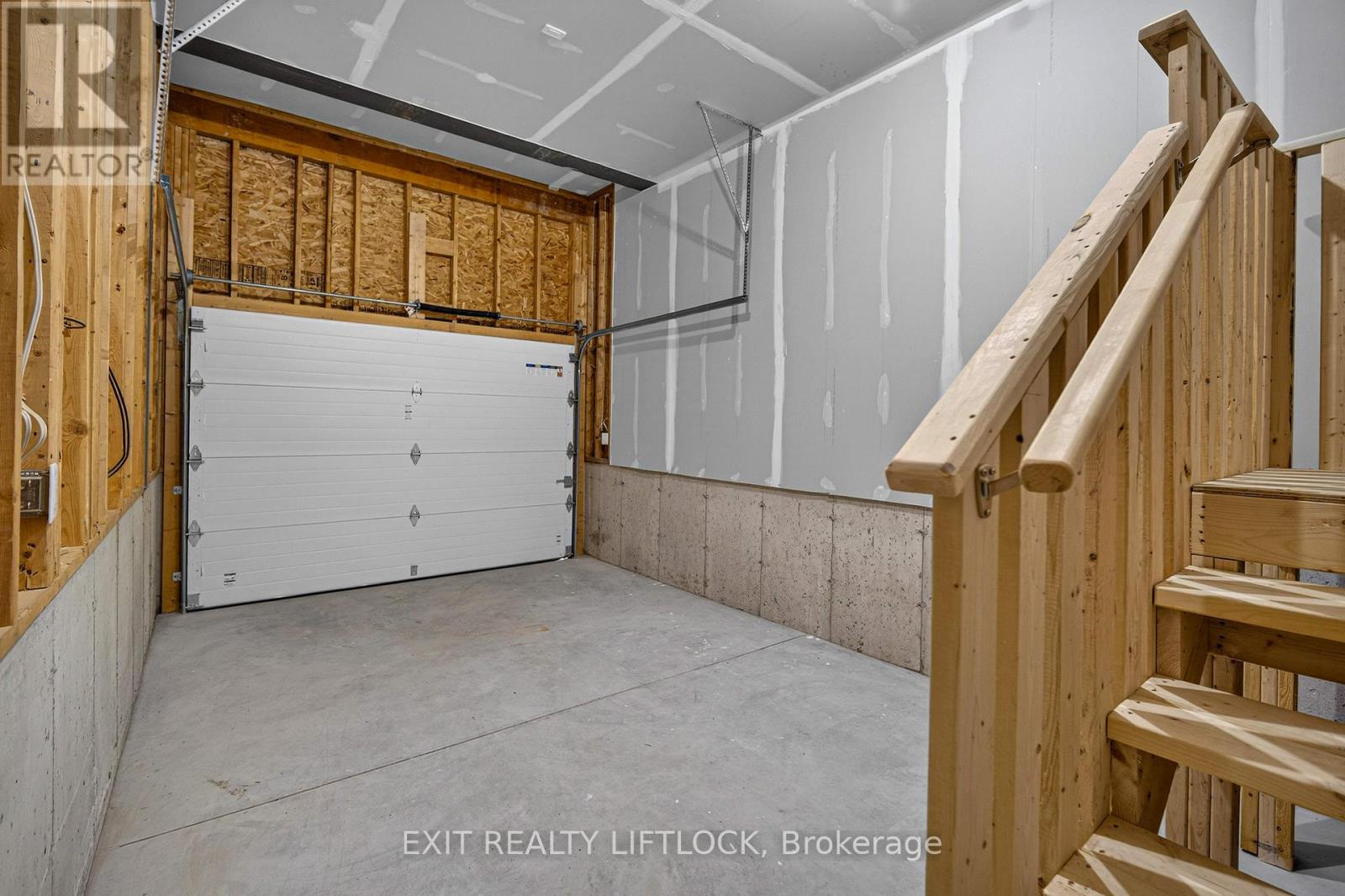 220 O'neil Street, Peterborough, Ontario  K9K 0H5 - Photo 37 - X13081216