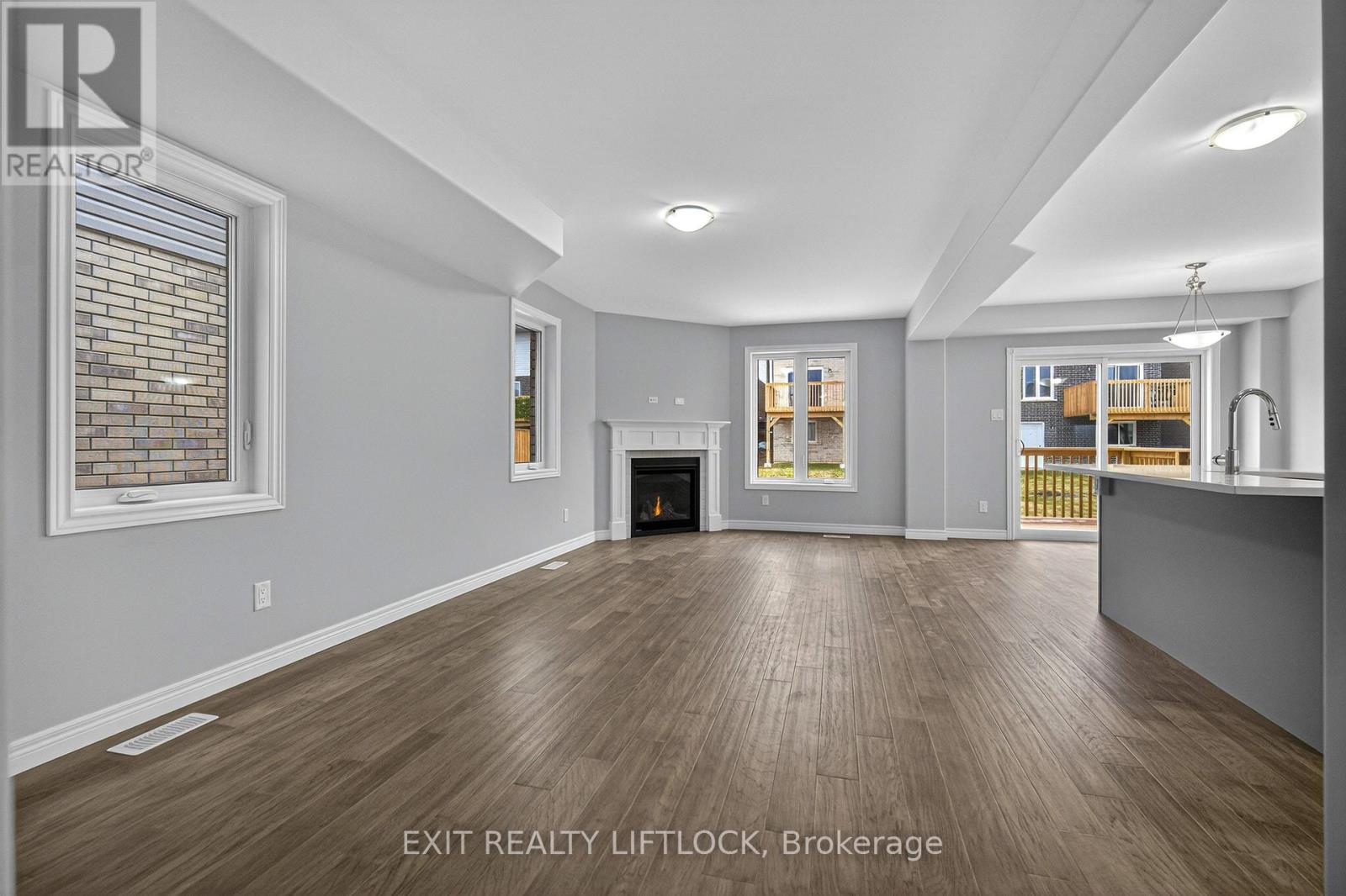 220 O'neil Street, Peterborough, Ontario  K9K 0H5 - Photo 4 - X13081216