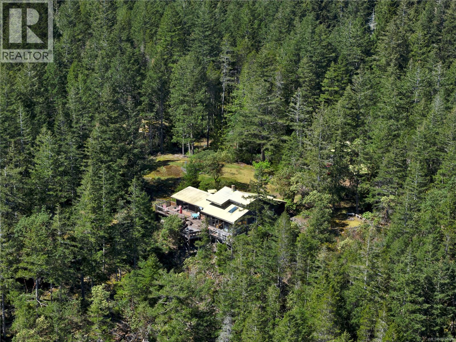 1395 Manzanita Rd, Cortes Island, British Columbia  V0P 1K0 - Photo 3 - 1033726