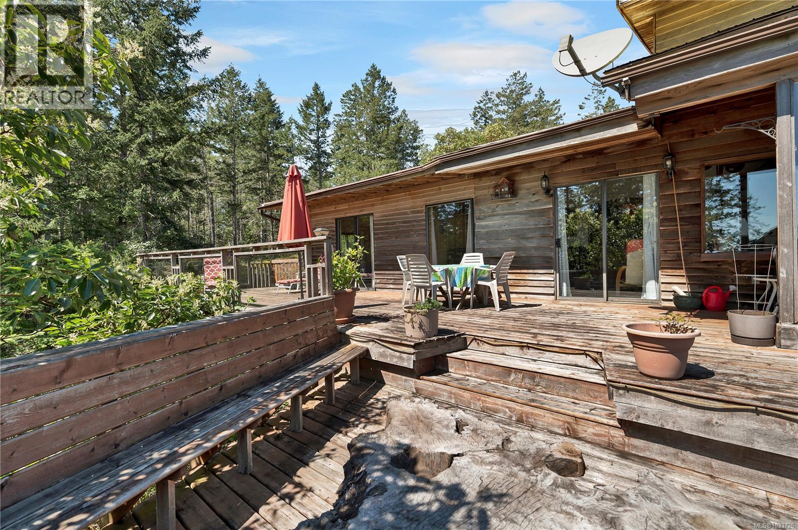 1395 Manzanita Rd, Cortes Island, British Columbia  V0P 1K0 - Photo 30 - 1033726