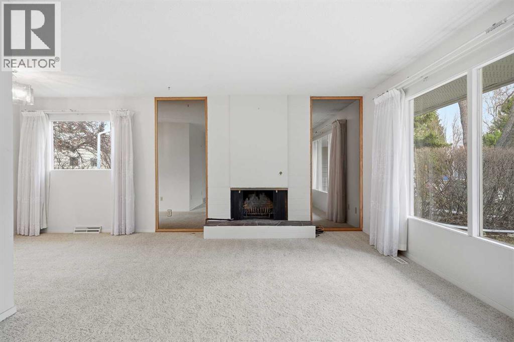 5220 Barron Drive NW, Calgary, Alberta  T2L 1T6 - Photo 7 - A2306784