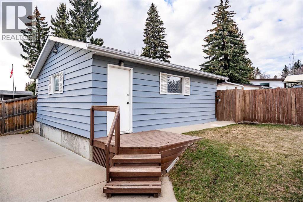 5220 Barron Drive NW, Calgary, Alberta  T2L 1T6 - Photo 42 - A2306784