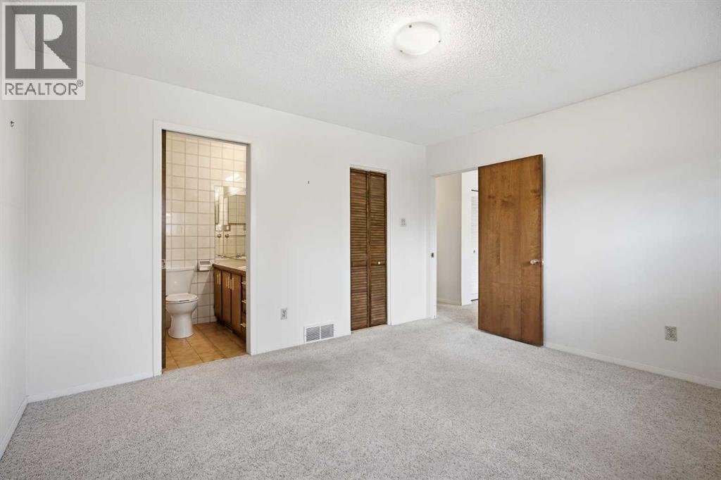 5220 Barron Drive NW, Calgary, Alberta  T2L 1T6 - Photo 22 - A2306784