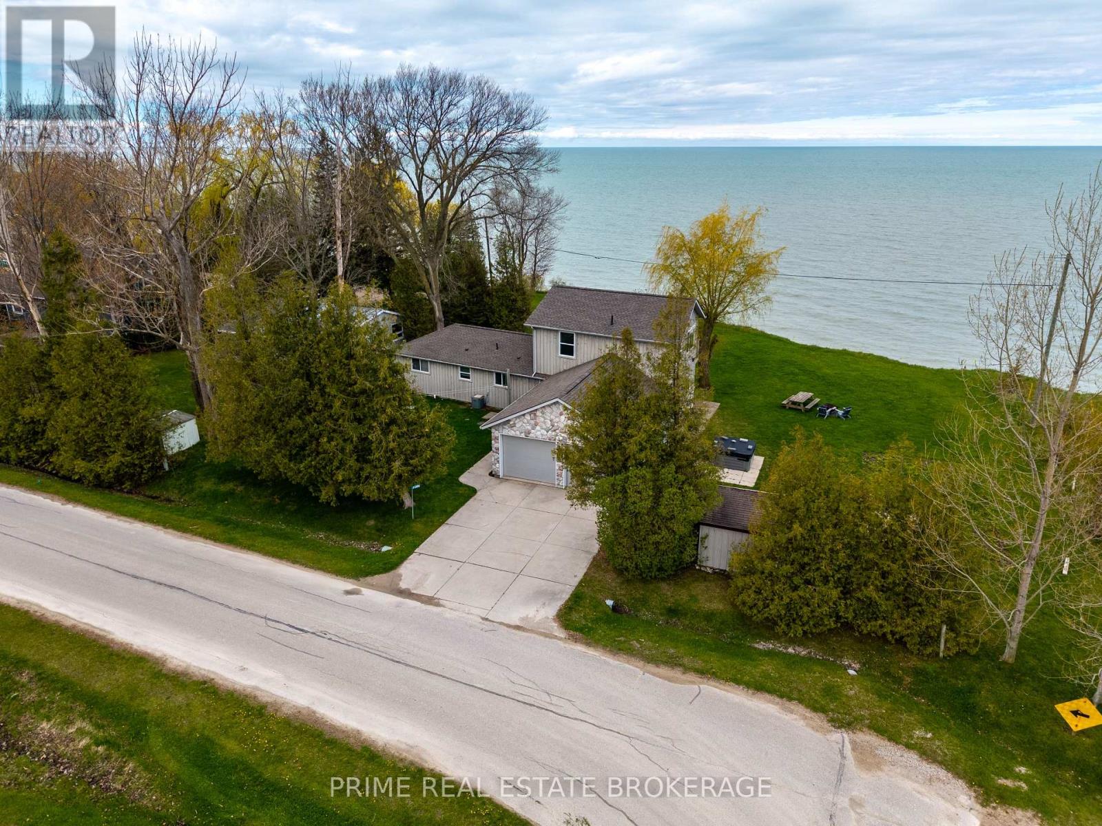 71899 SUNRIDGE CRESCENT, Bluewater, Ontario