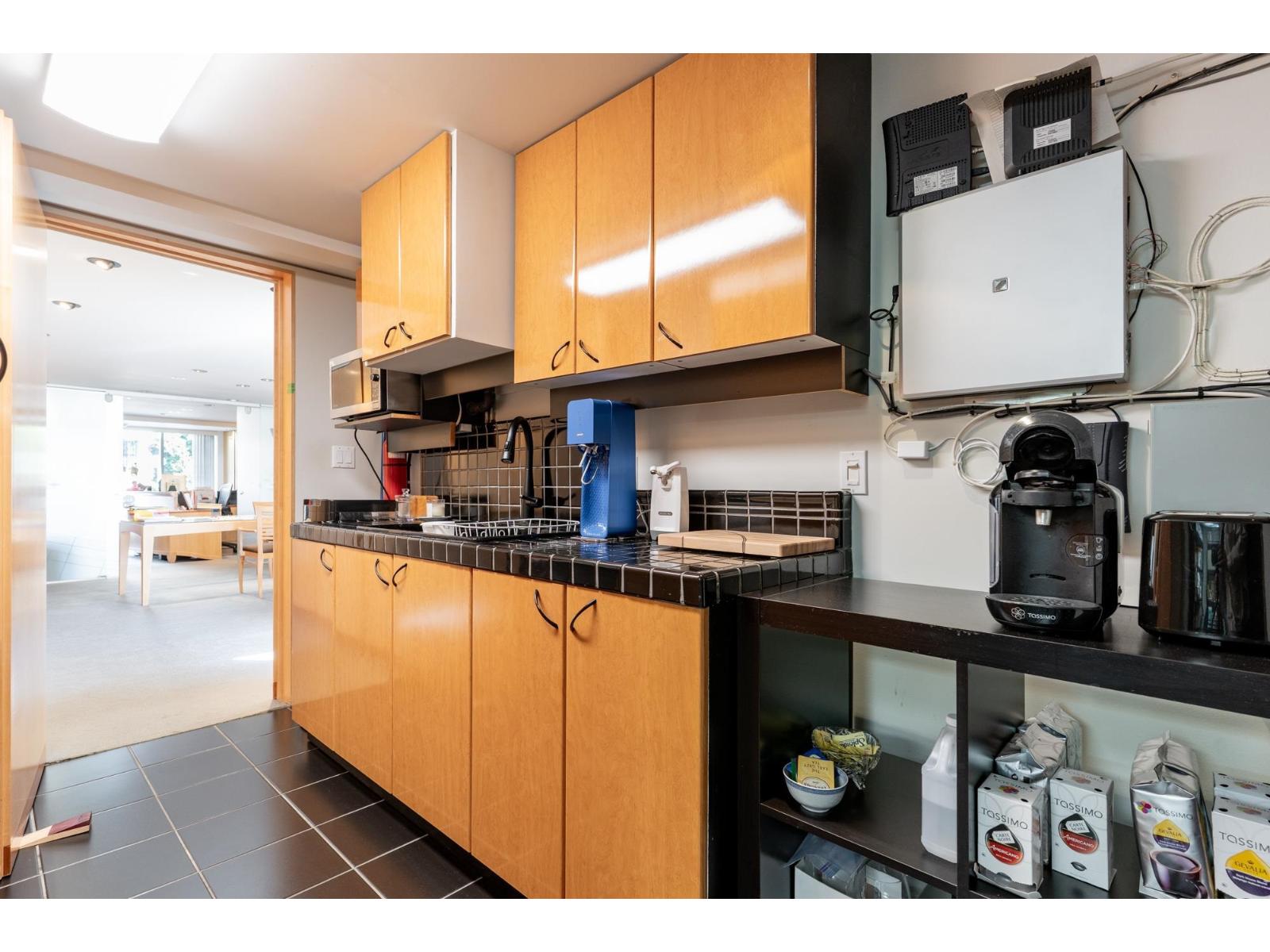 15258-15260 Thrift Avenue, White Rock, British Columbia  V4B 2L2 - Photo 24 - C8078492