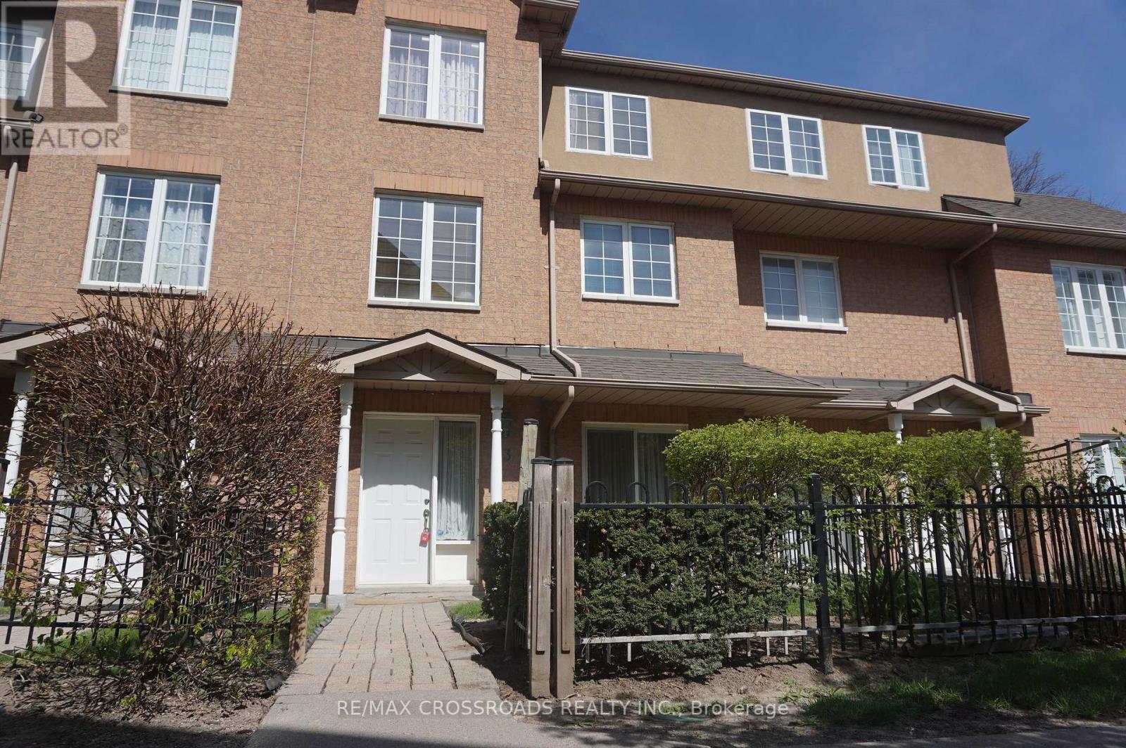 13 - 12 ST MORITZ WAY, Markham, Ontario