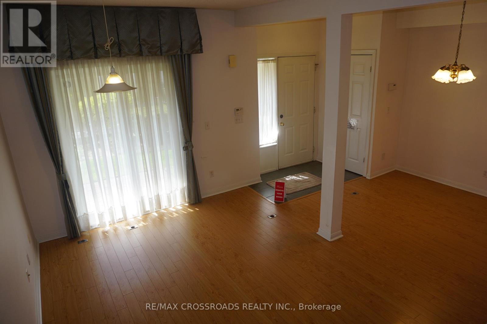 13 - 12 St Moritz Way, Markham, Ontario  L3R 4E8 - Photo 6 - N13076306