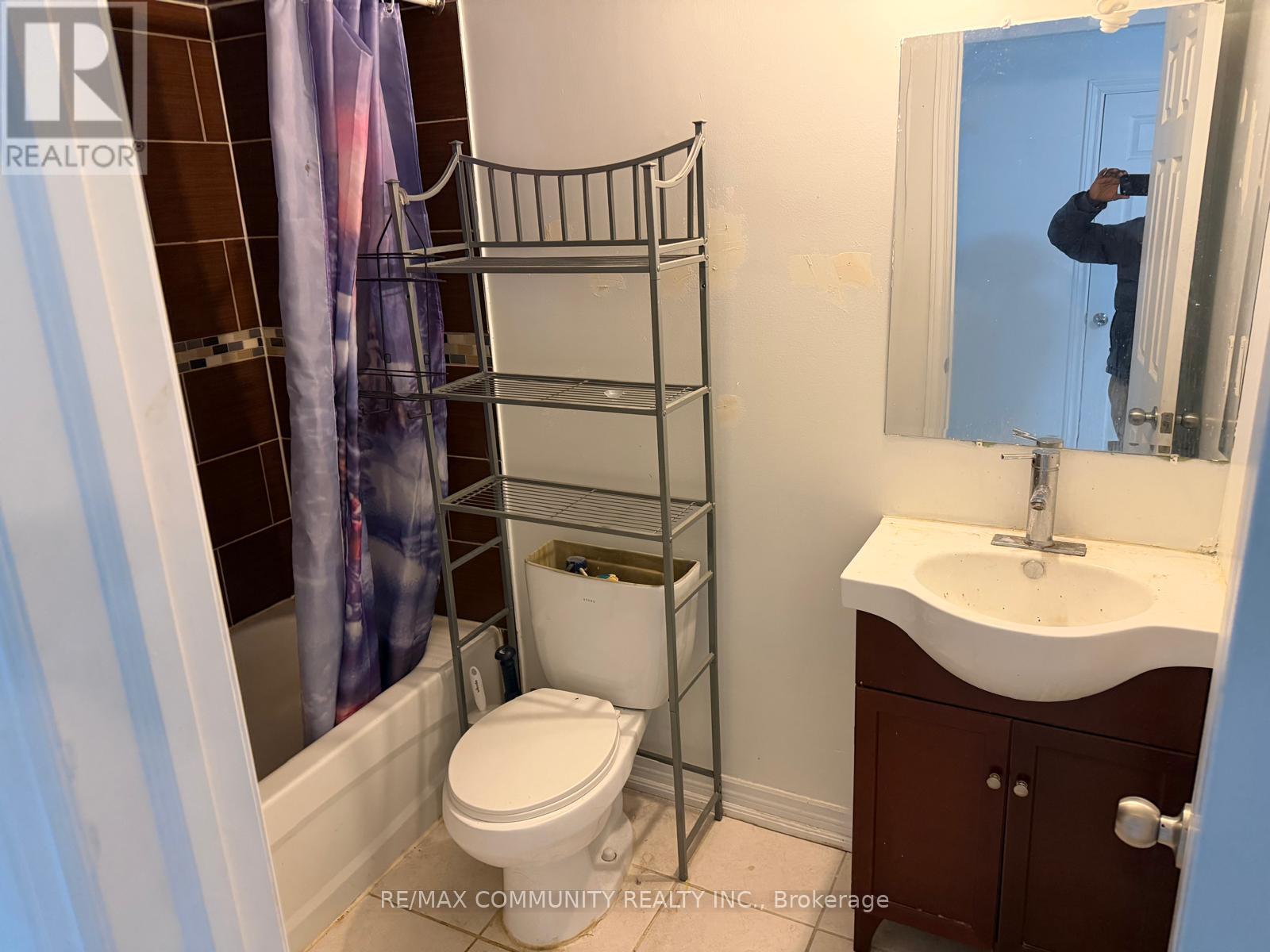 8 Terry Fox Street, Markham, Ontario  L6B 0W1 - Photo 3 - N12966432