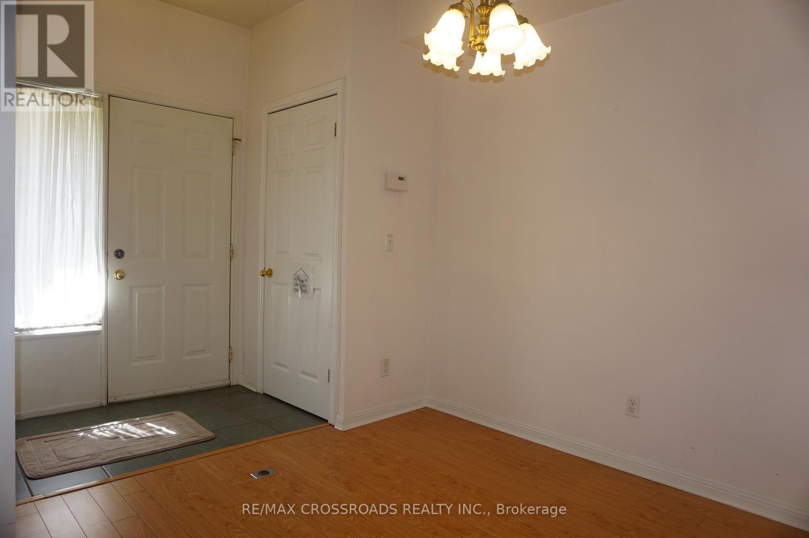13 - 12 St Moritz Way, Markham, Ontario  L3R 4E8 - Photo 7 - N13076306
