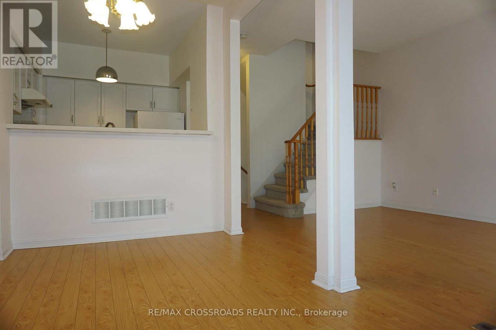 13 - 12 St Moritz Way, Markham, Ontario  L3R 4E8 - Photo 3 - N13076306