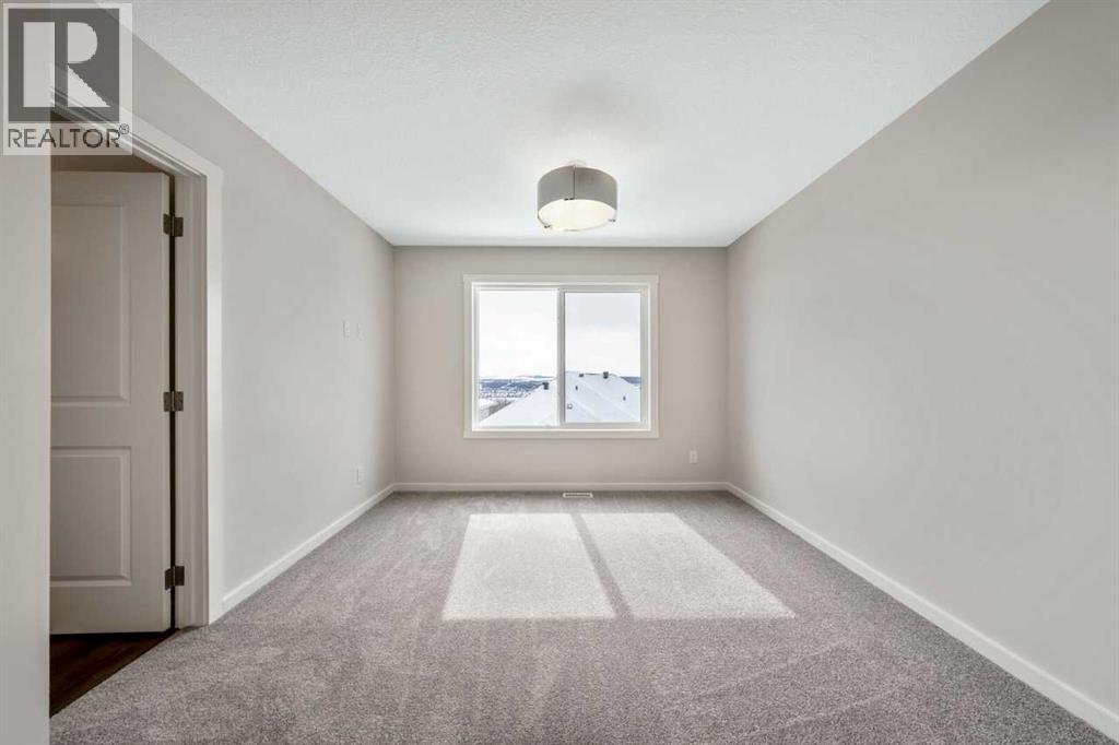 366 Heritage Boulevard, Cochrane, Alberta  T4C 3K8 - Photo 12 - A2307823