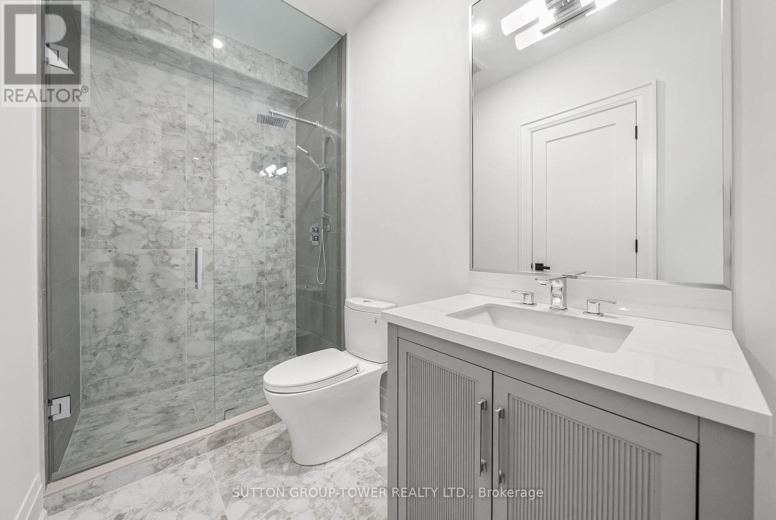 121 Edgecroft Road, Toronto, Ontario  M8Z 2C2 - Photo 37 - W12801170