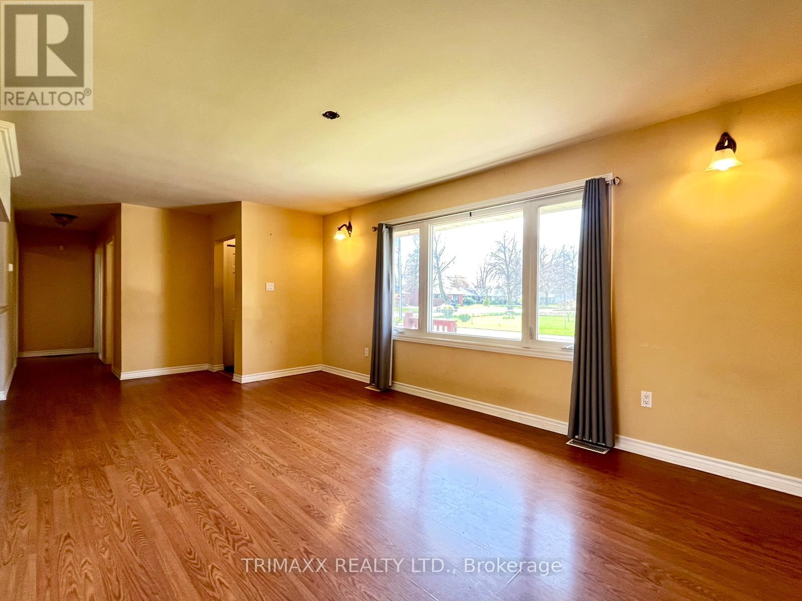 3316 Mclaren Crescent, Niagara Falls, Ontario  L2J 2W6 - Photo 9 - X12891840