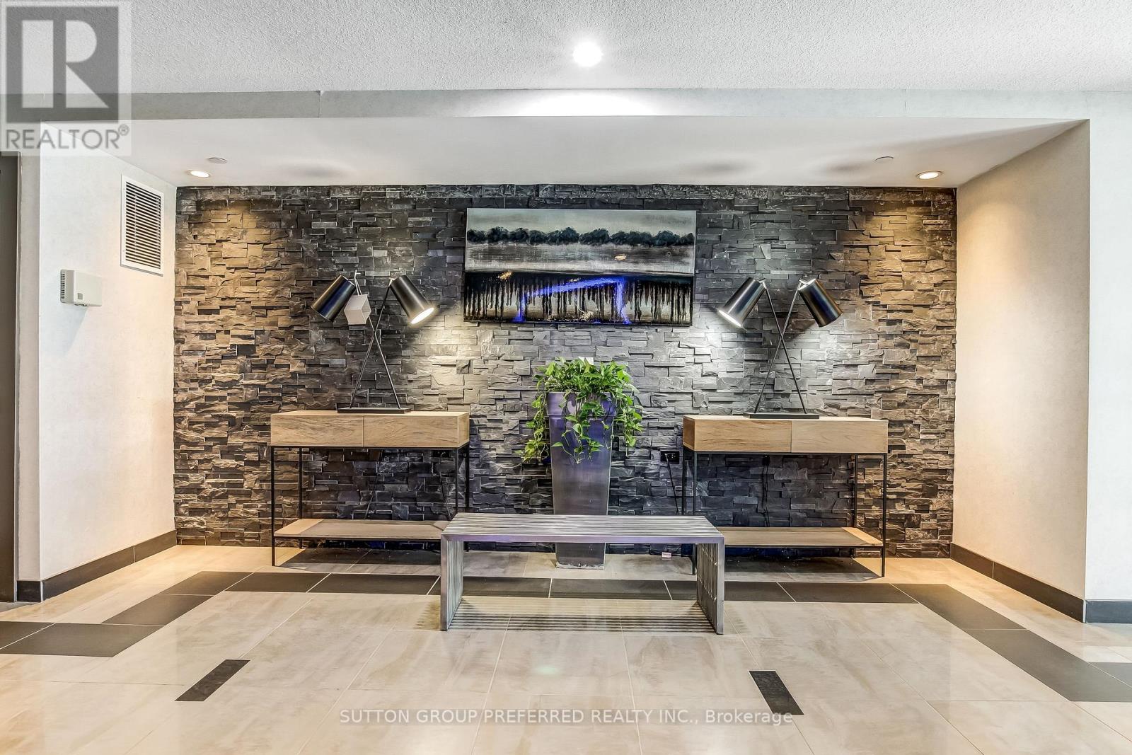 211 - 320 Sugarcreek Trail, London North, Ontario  N6H 2M6 - Photo 14 - X13078512