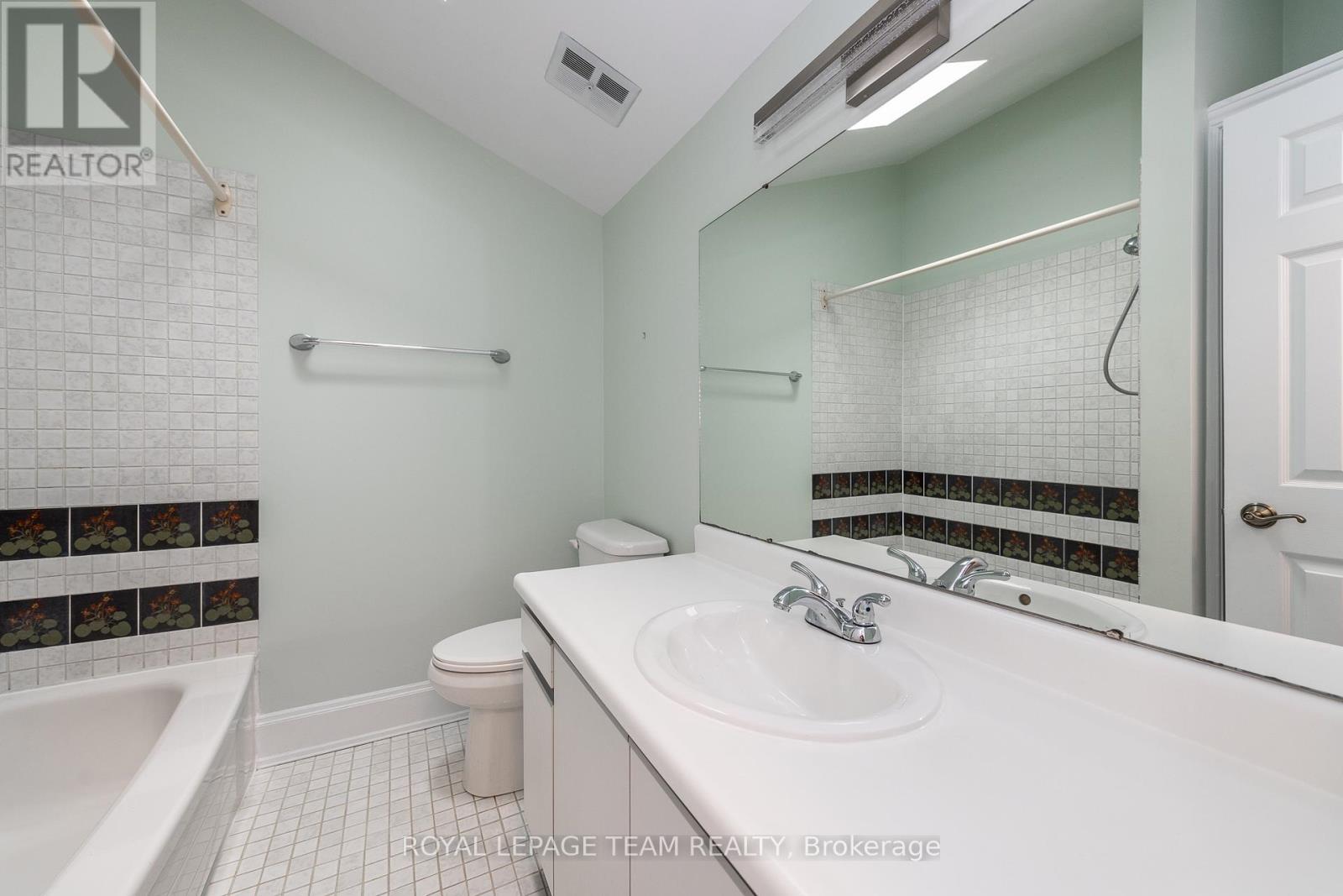 C - 595 Besserer Street, Ottawa, Ontario  K1N 6C8 - Photo 25 - X12845826