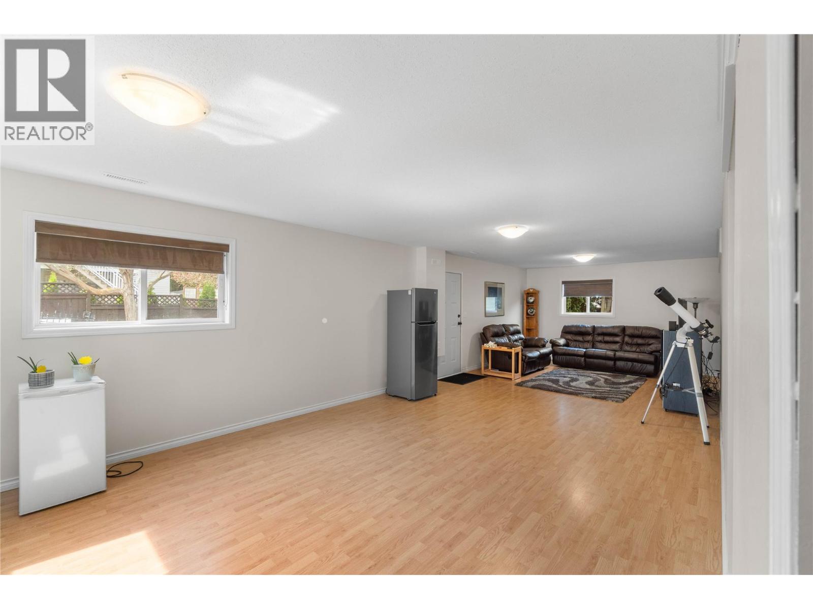 2324 Abbeyglen Way, Kamloops, British Columbia  V1S 1V6 - Photo 25 - 10385533
