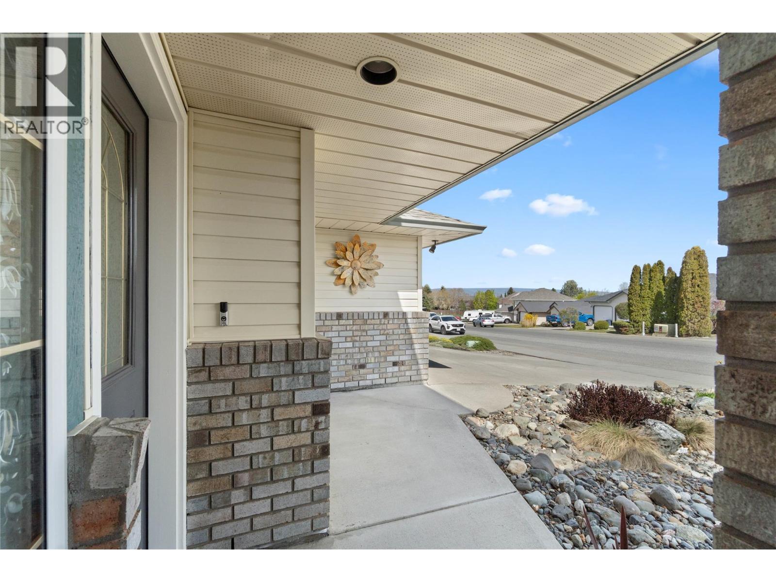 2324 Abbeyglen Way, Kamloops, British Columbia  V1S 1V6 - Photo 34 - 10385533