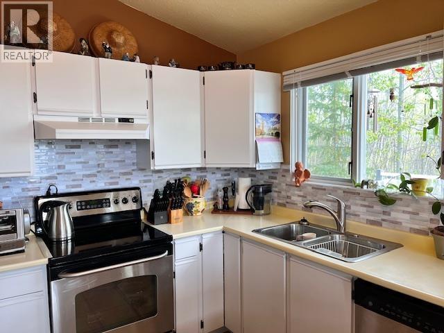 1417 Lewis Drive, Quesnel, British Columbia  V2J 5T5 - Photo 14 - R3119012
