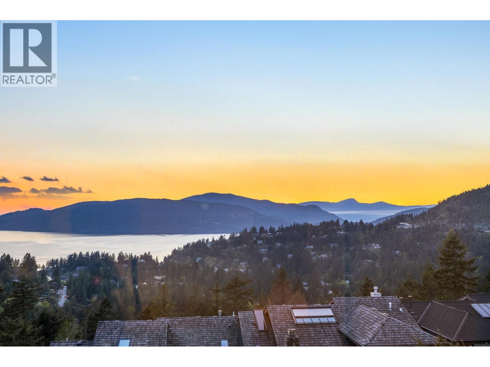 5360 Meadfeild Road, West Vancouver, British Columbia  V7W 3E5 - Photo 37 - R3118935