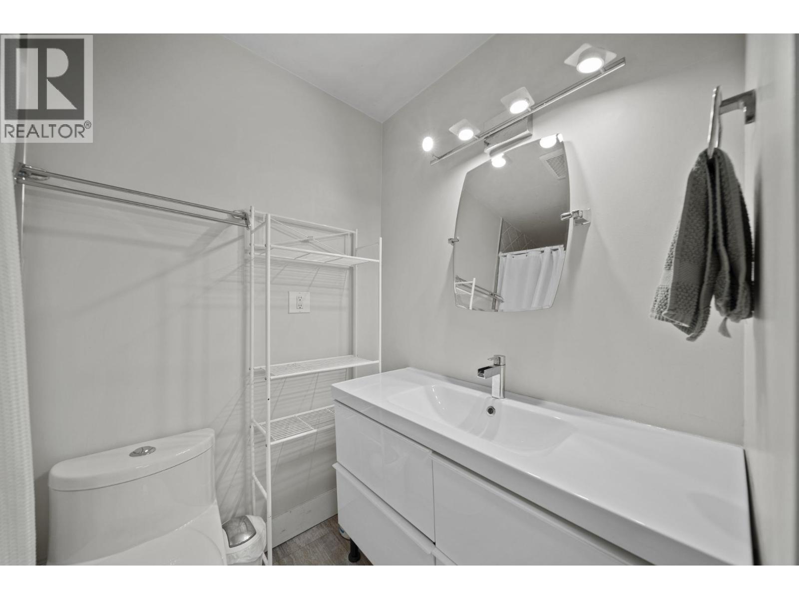 215 1080 Pacific Street, Vancouver, British Columbia  V6E 4C2 - Photo 15 - R3118941