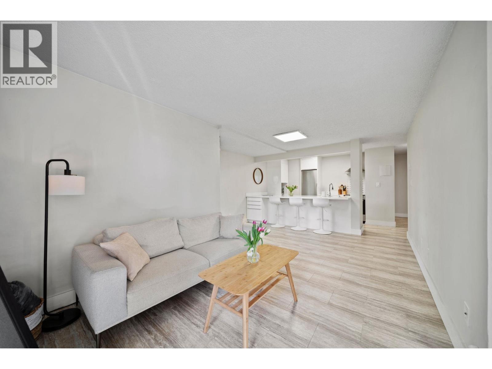215 1080 Pacific Street, Vancouver, British Columbia  V6E 4C2 - Photo 3 - R3118941