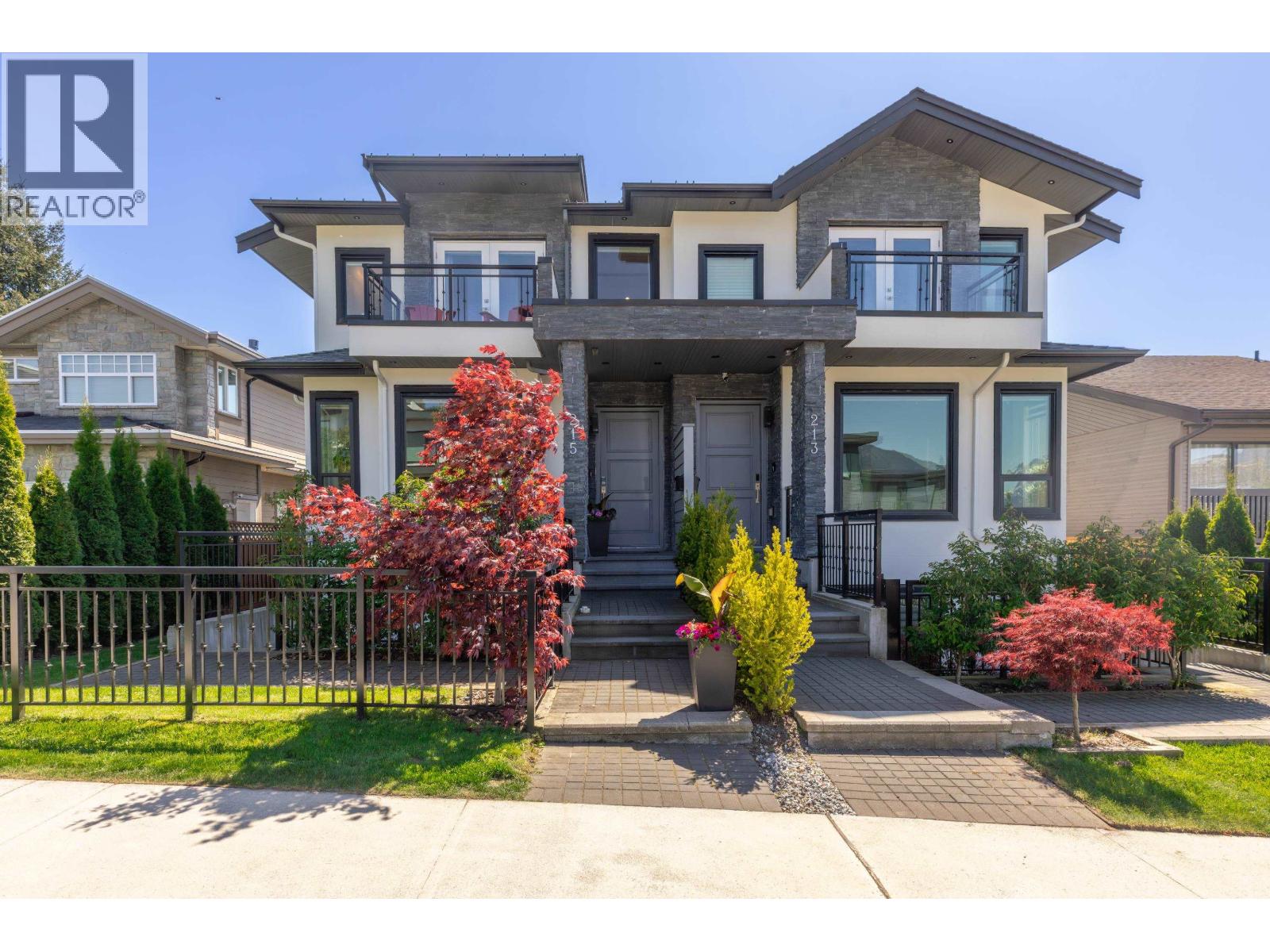 215 E 22nd Street, North Vancouver, British Columbia  V7L 3C5 - Photo 31 - R3118955