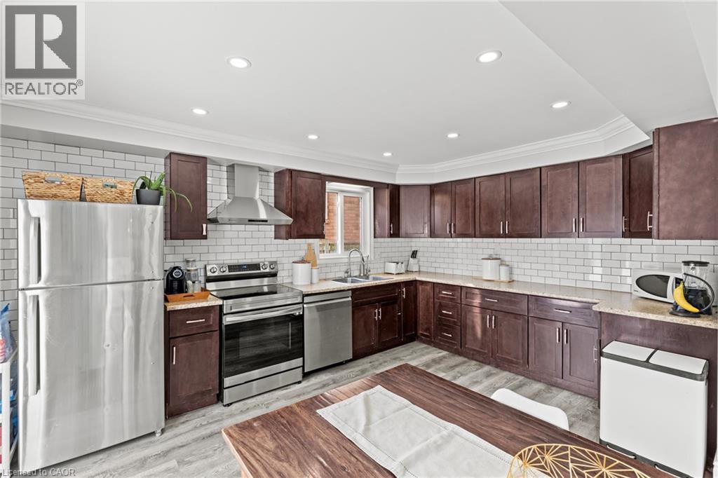 27 Barbara Court, Hamilton, Ontario  L8W 2M1 - Photo 12 - 40804846