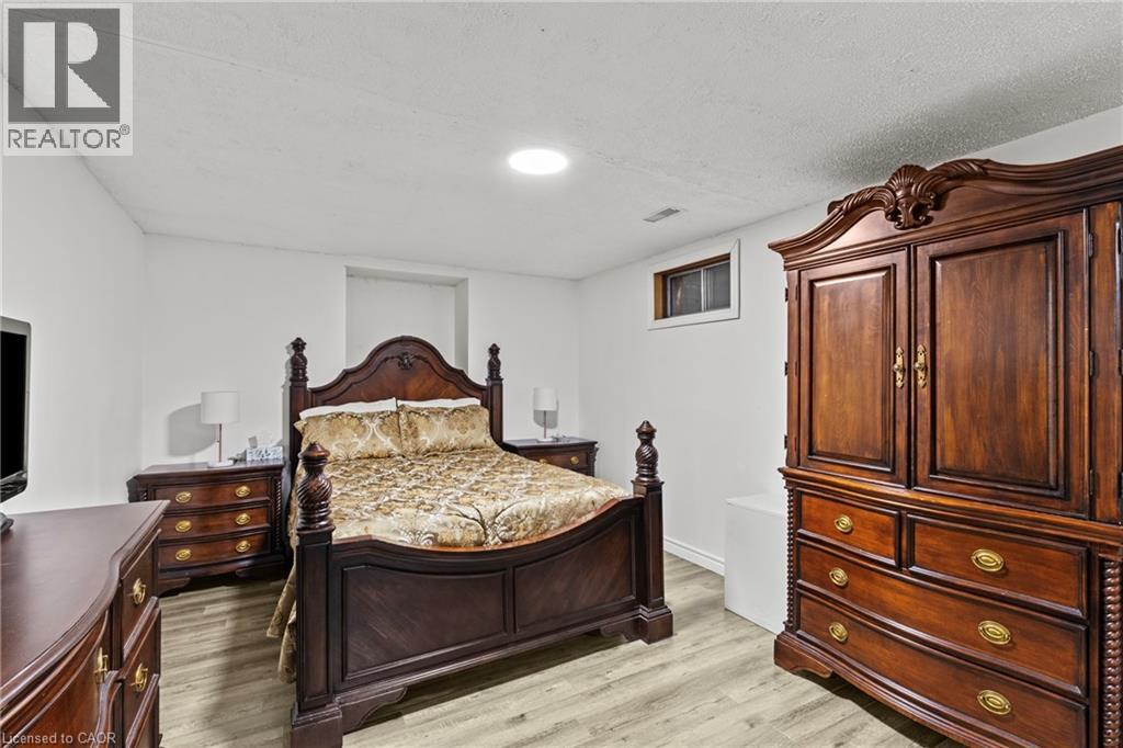 27 Barbara Court, Hamilton, Ontario  L8W 2M1 - Photo 28 - 40804846