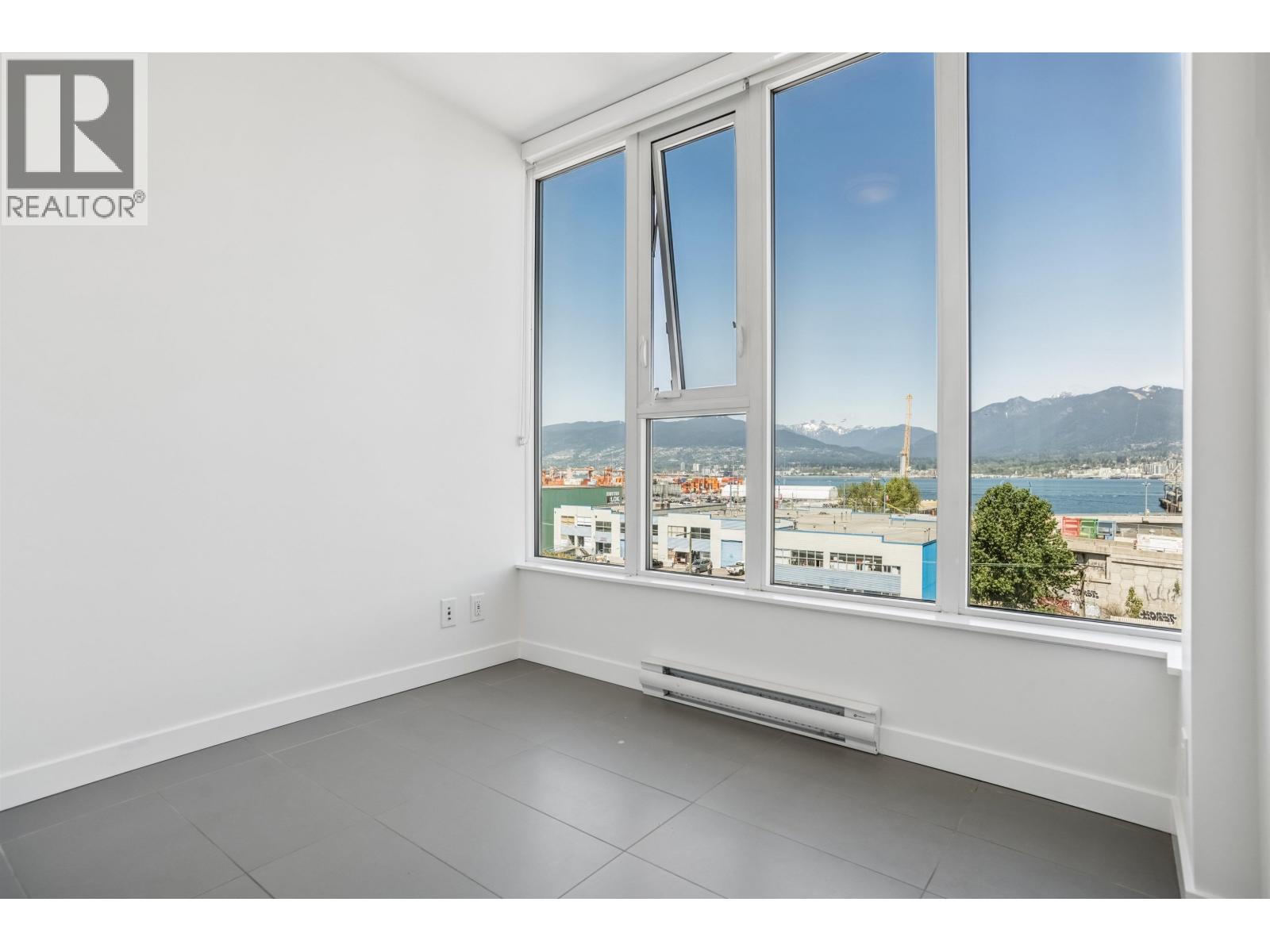 559 955 E Hastings Street, Vancouver, British Columbia  V6A 0G8 - Photo 5 - R3118972