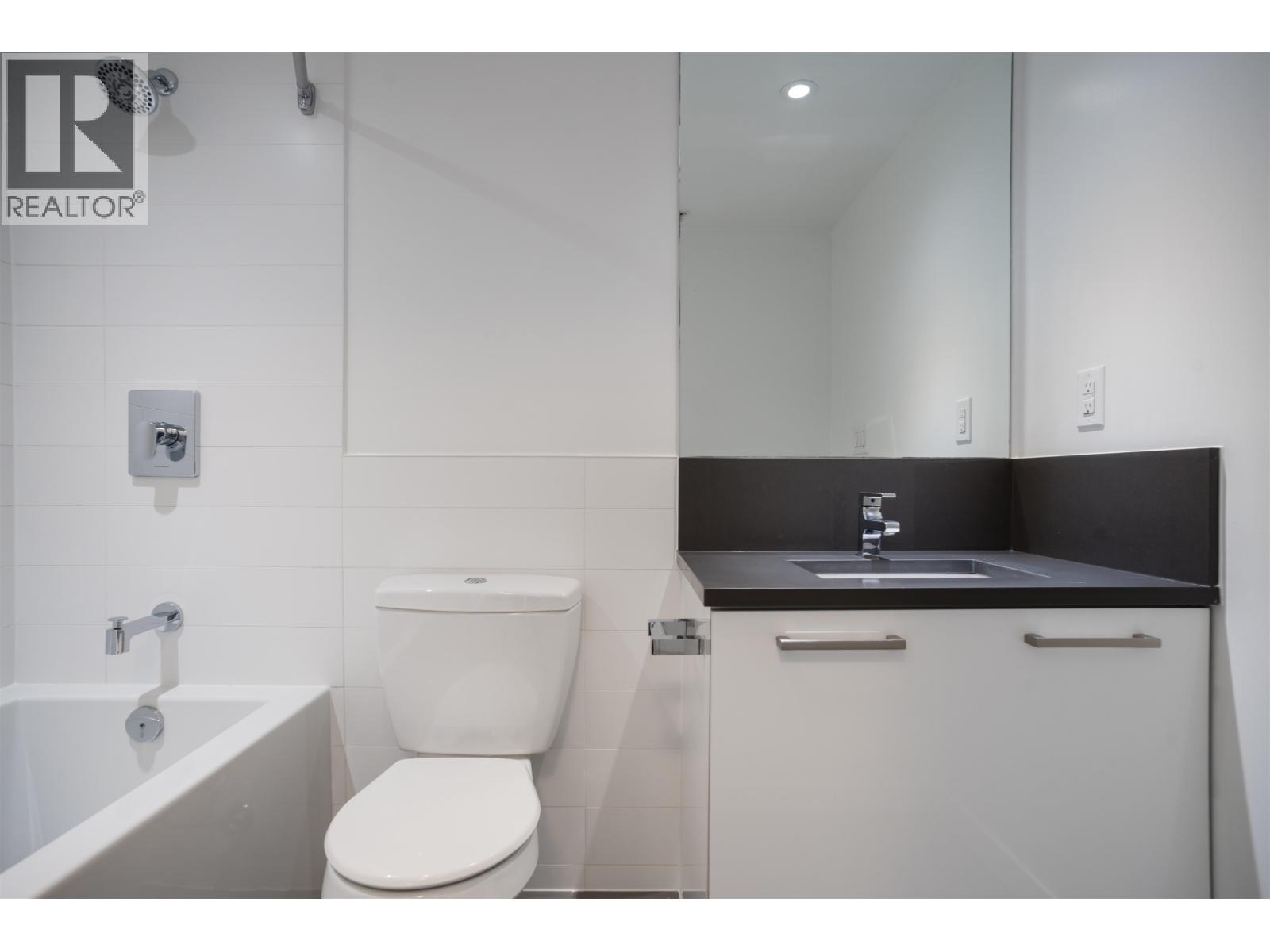 559 955 E Hastings Street, Vancouver, British Columbia  V6A 0G8 - Photo 6 - R3118972
