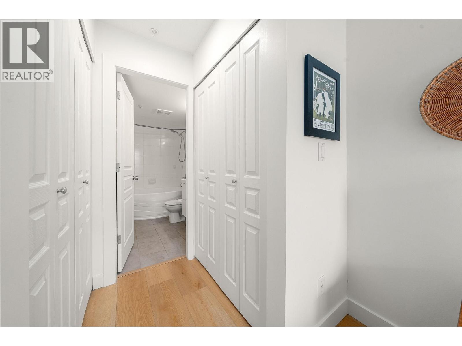 301 333 E 1st Street, North Vancouver, British Columbia  V7L 4W9 - Photo 19 - R3119005