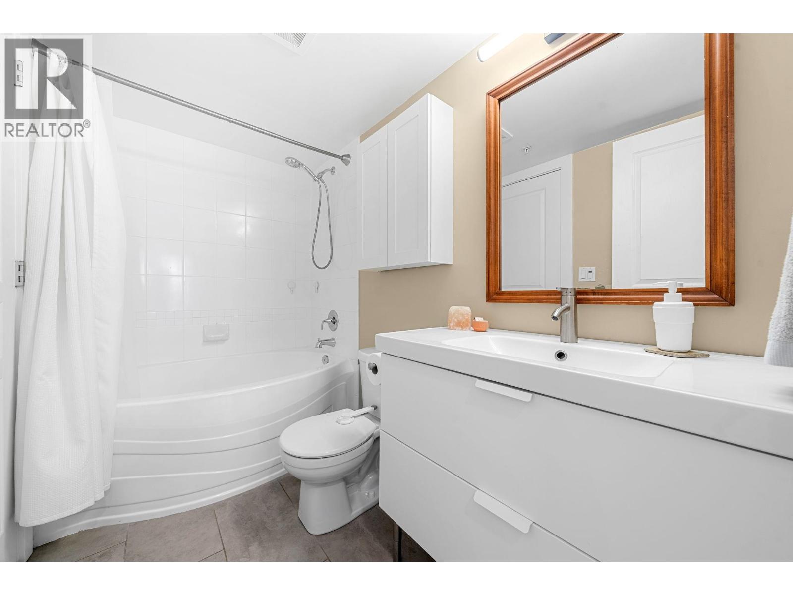301 333 E 1st Street, North Vancouver, British Columbia  V7L 4W9 - Photo 20 - R3119005