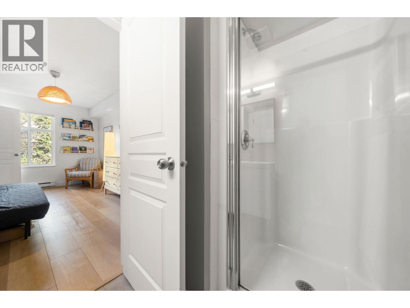 301 333 E 1st Street, North Vancouver, British Columbia  V7L 4W9 - Photo 24 - R3119005