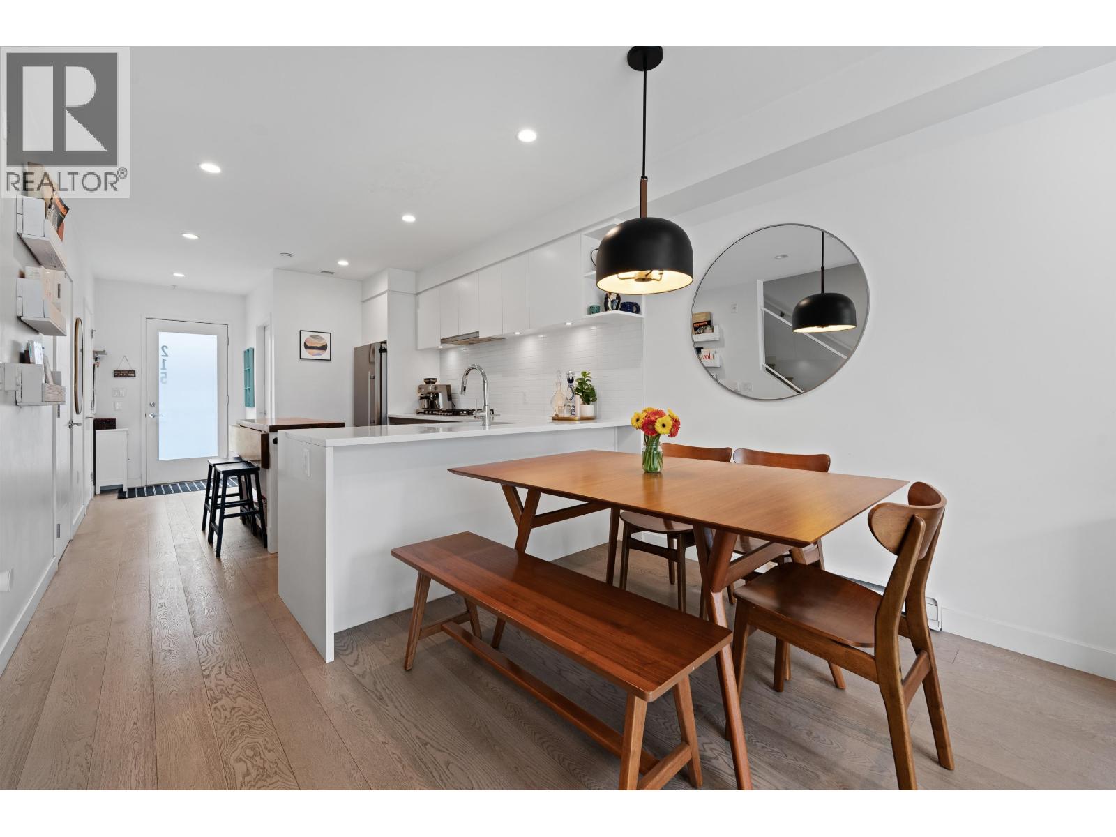 215 311 E 16th Avenue, Vancouver, British Columbia  V5T 2T7 - Photo 5 - R3119017