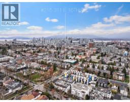 215 311 E 16TH AVENUE, Vancouver, British Columbia