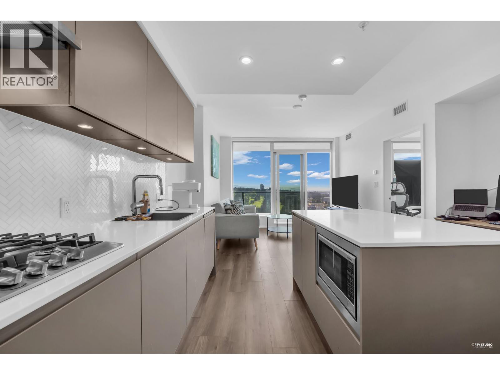 3302 3809 Evergreen Place, Burnaby, British Columbia  V3J 0M1 - Photo 5 - R3119048