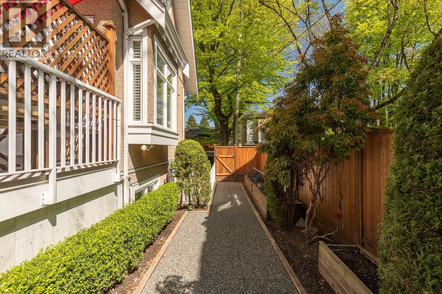 682 W 13th Avenue, Vancouver, British Columbia  V5Z 1N9 - Photo 22 - R3119056