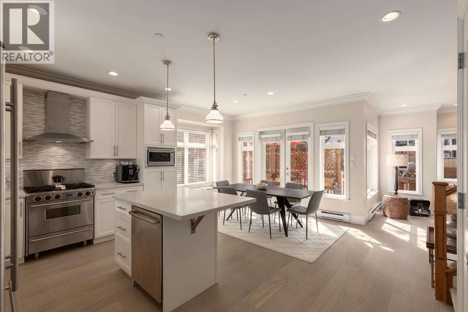 682 W 13th Avenue, Vancouver, British Columbia  V5Z 1N9 - Photo 8 - R3119056