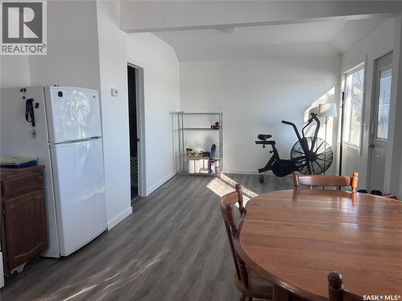 314 Railway Street, Bienfait, Saskatchewan  S0C 0M0 - Photo 11 - SK029336