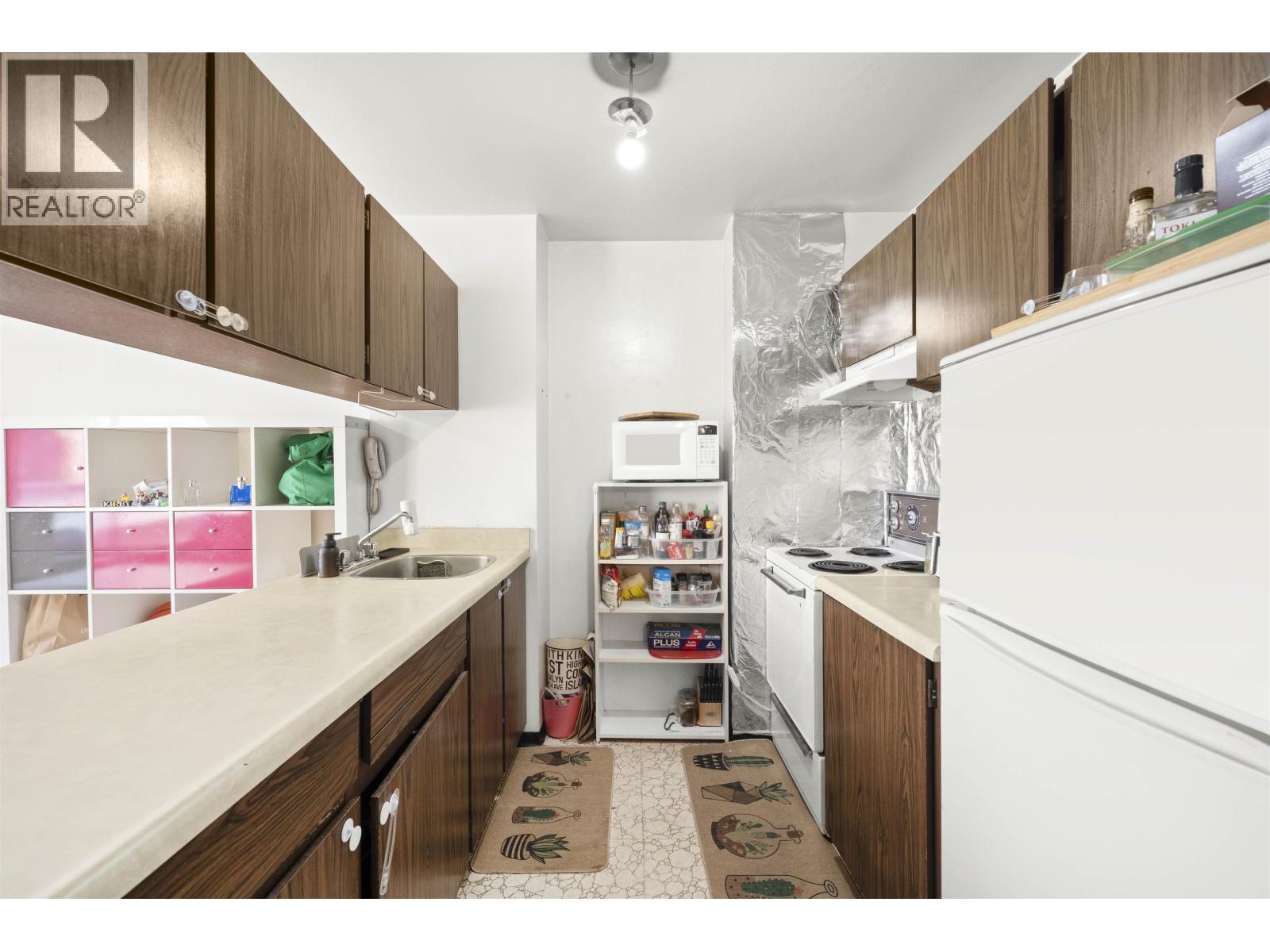313 1330 Burrard Street, Vancouver, British Columbia  V6Z 2B8 - Photo 11 - R3119100
