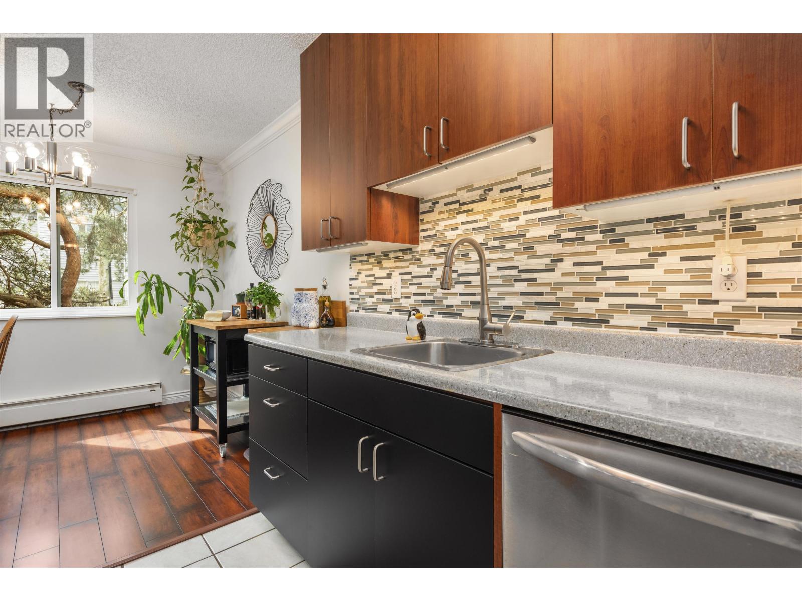 204 725 Commercial Drive, Vancouver, British Columbia  V5L 3W4 - Photo 9 - R3119125