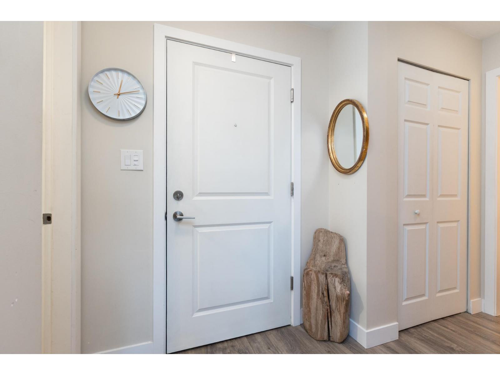 309 15735 Croydon Drive, Surrey, British Columbia  V3Z 2L5 - Photo 6 - R3084496