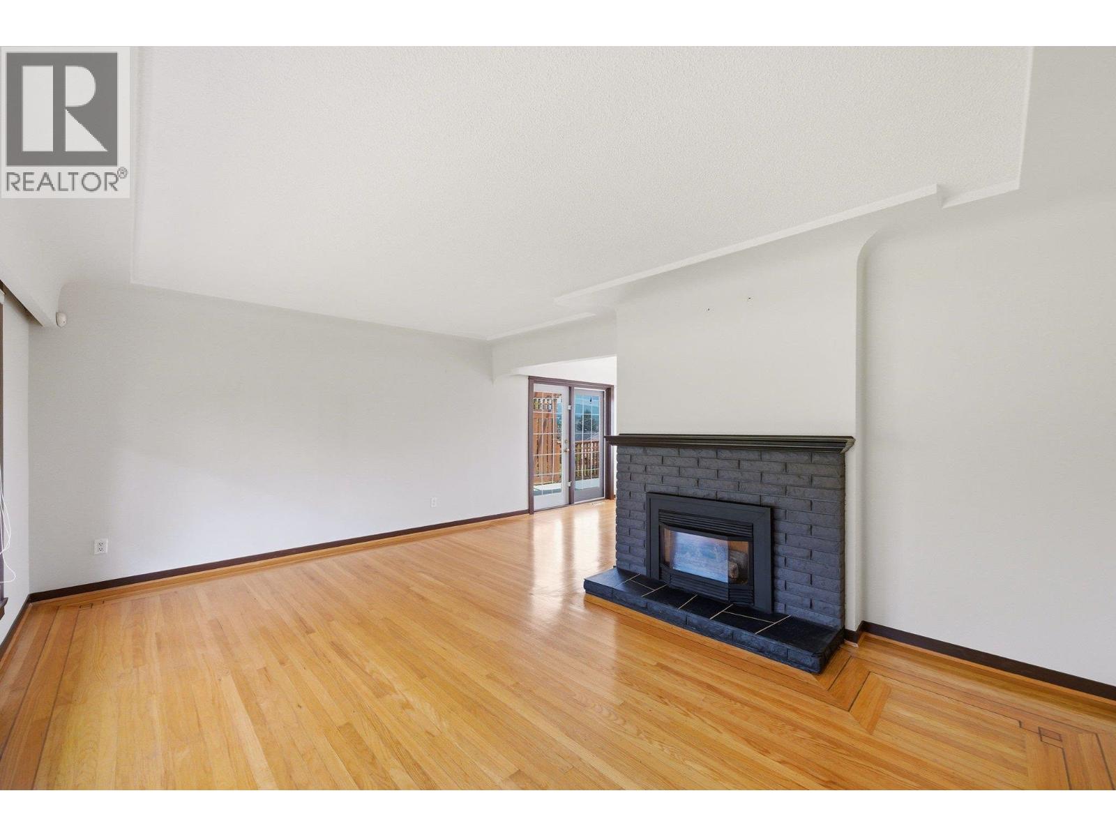 412 Blair Avenue, New Westminster, British Columbia  V3L 4A3 - Photo 13 - R3118957