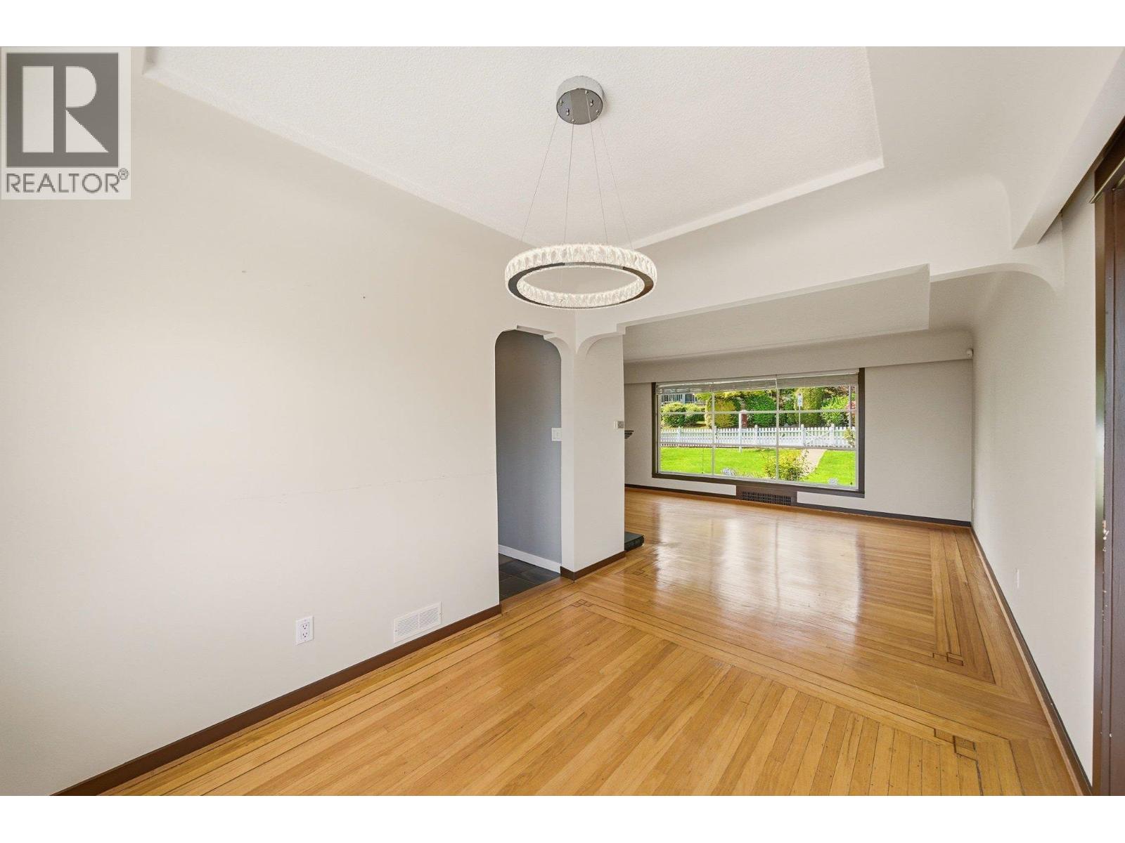 412 Blair Avenue, New Westminster, British Columbia  V3L 4A3 - Photo 17 - R3118957