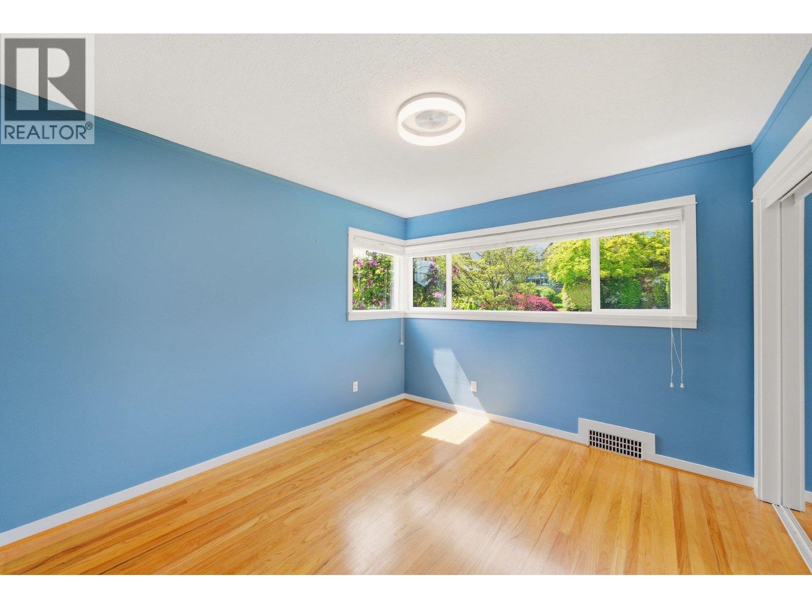 412 Blair Avenue, New Westminster, British Columbia  V3L 4A3 - Photo 18 - R3118957