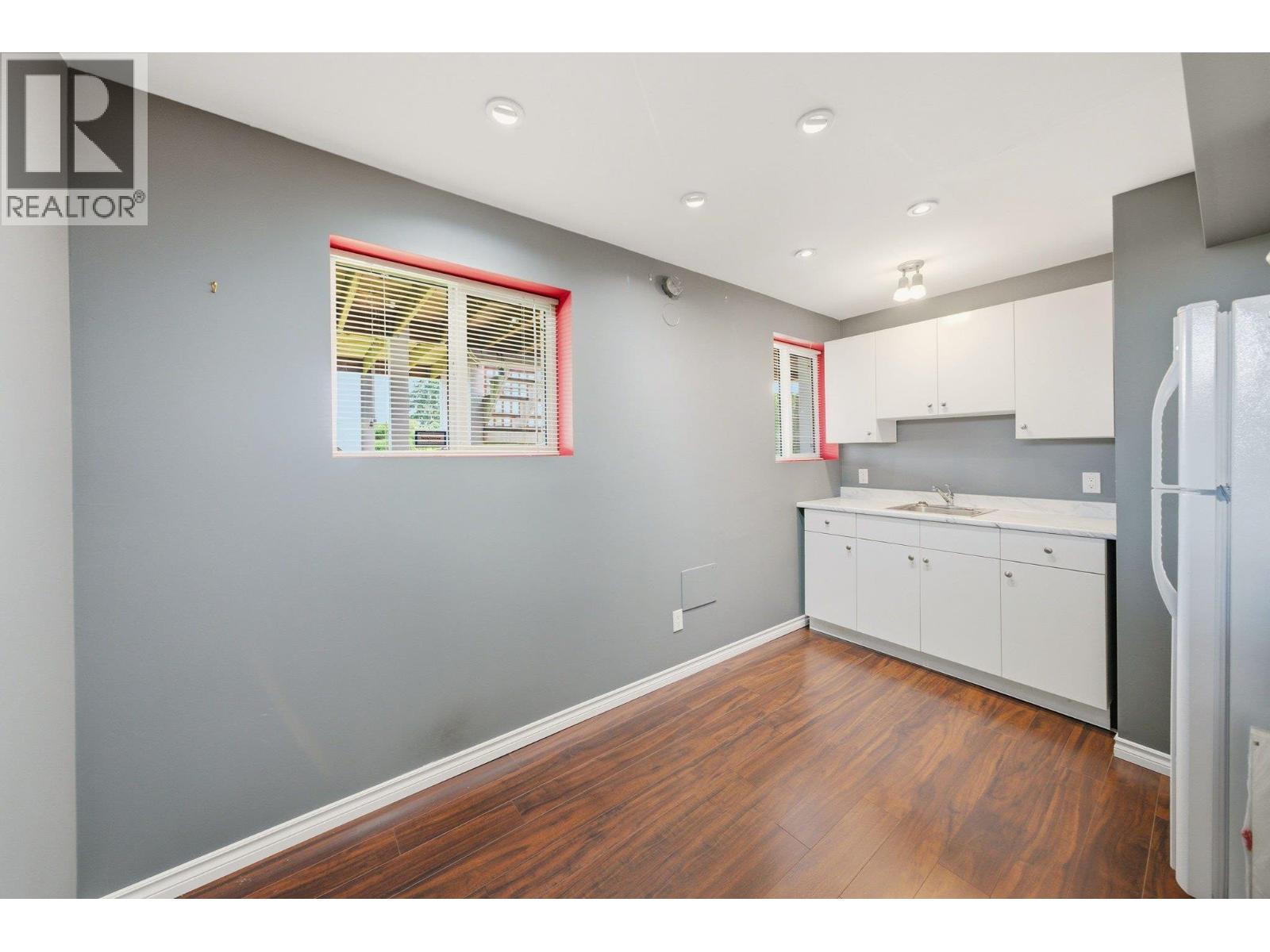 412 Blair Avenue, New Westminster, British Columbia  V3L 4A3 - Photo 25 - R3118957